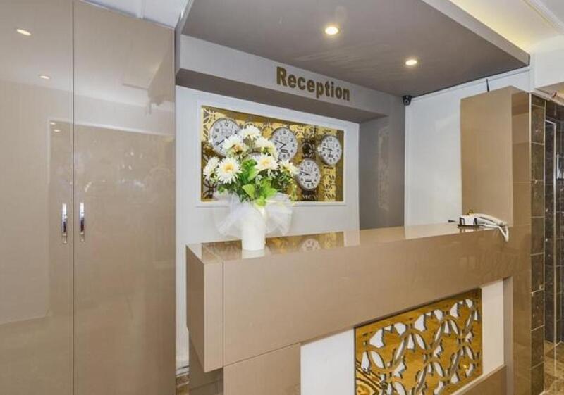 Metrolux Hotel