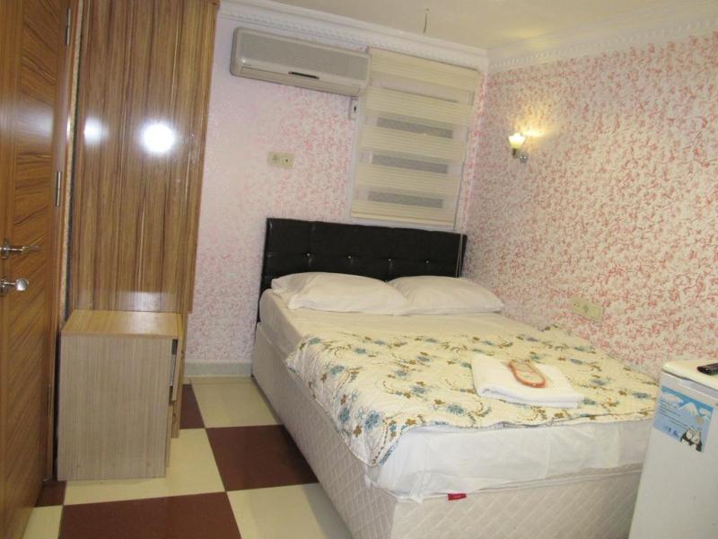 Fly Hotel