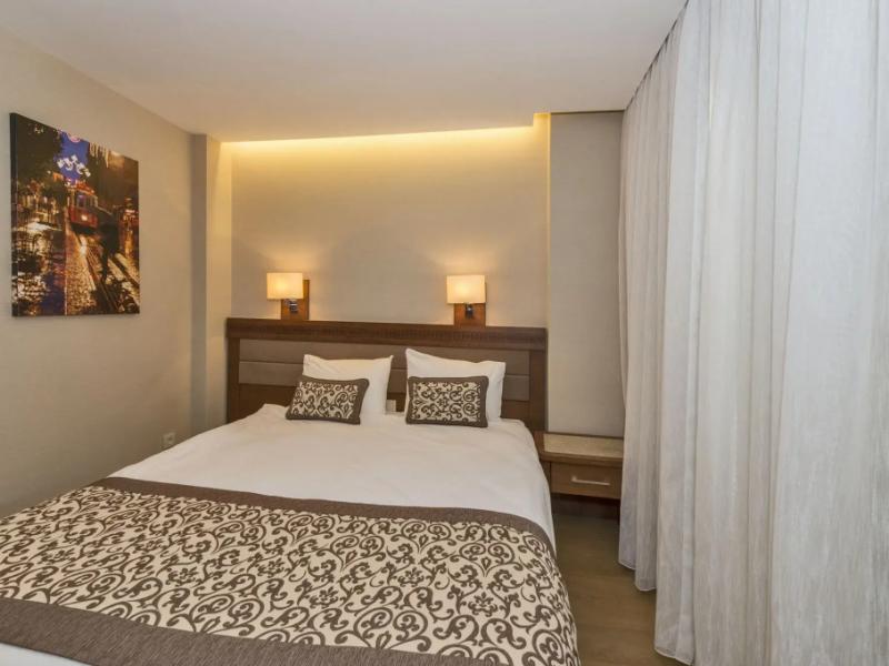 Viore Hotel