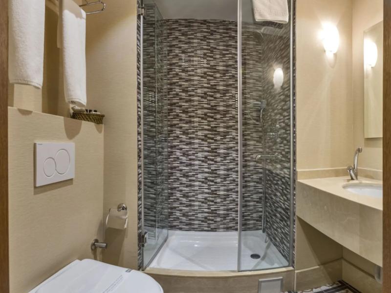 Viore Hotel