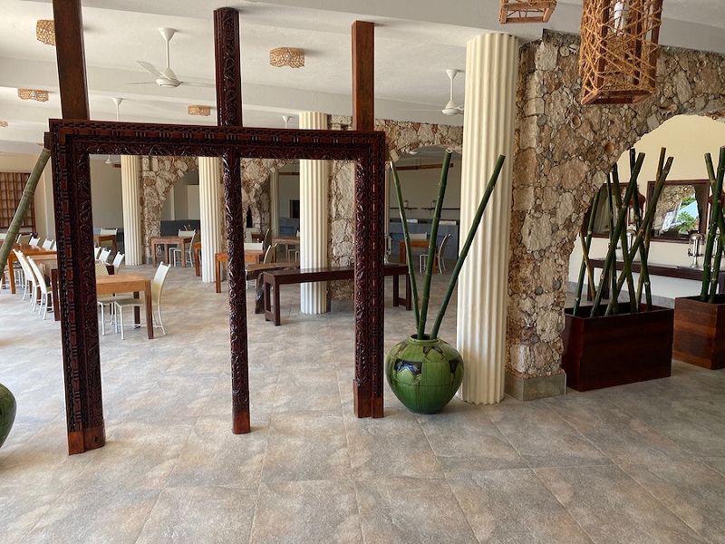 Palumbo Waves Resort