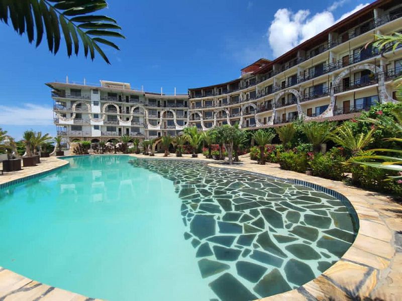 Palumbo Waves Resort