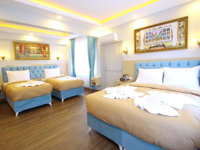 Hira Hotel