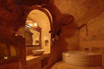 Jerveni Cave Hotel