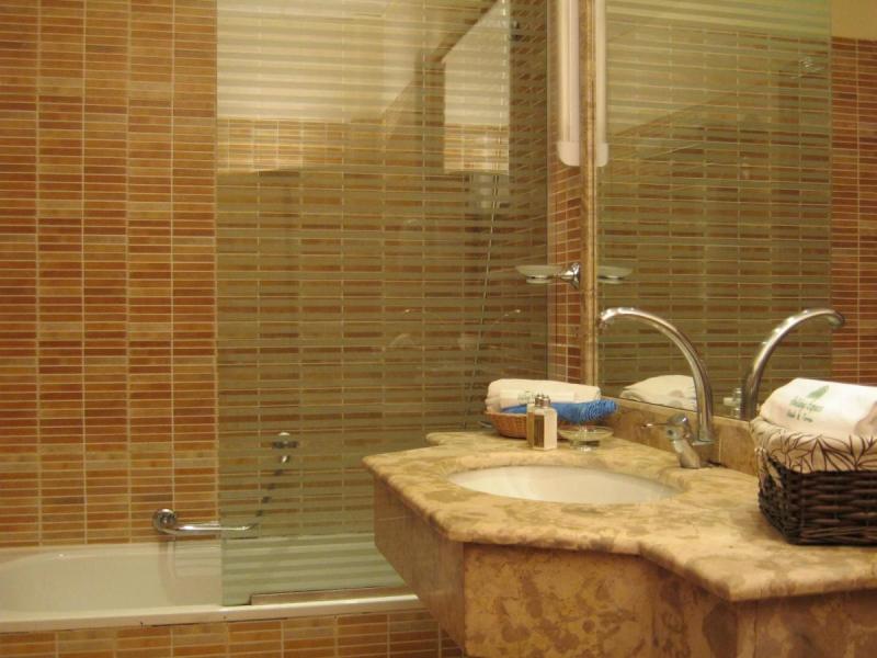 Holidays Express Hotel