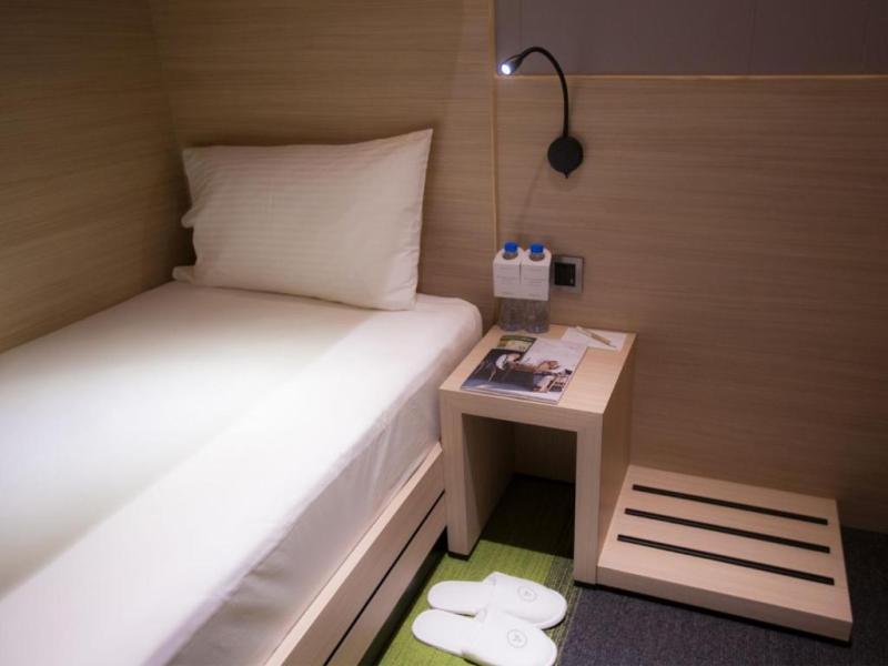 Refreshhh by Aerotel Abu Dhabi (Transit Area, Terminal 3)