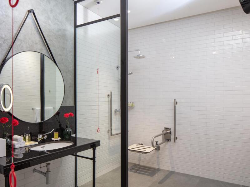 DoubleTree by Hilton Dubai M Square Hotel & Residences