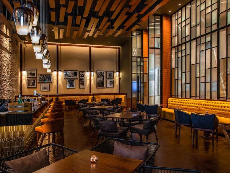 Al Jaddaf Rotana Suite Hotel