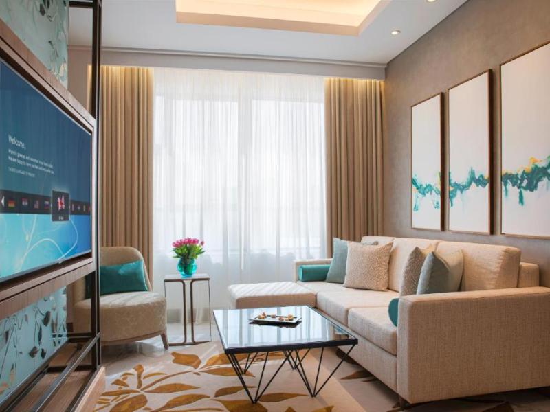 Al Jaddaf Rotana Suite Hotel