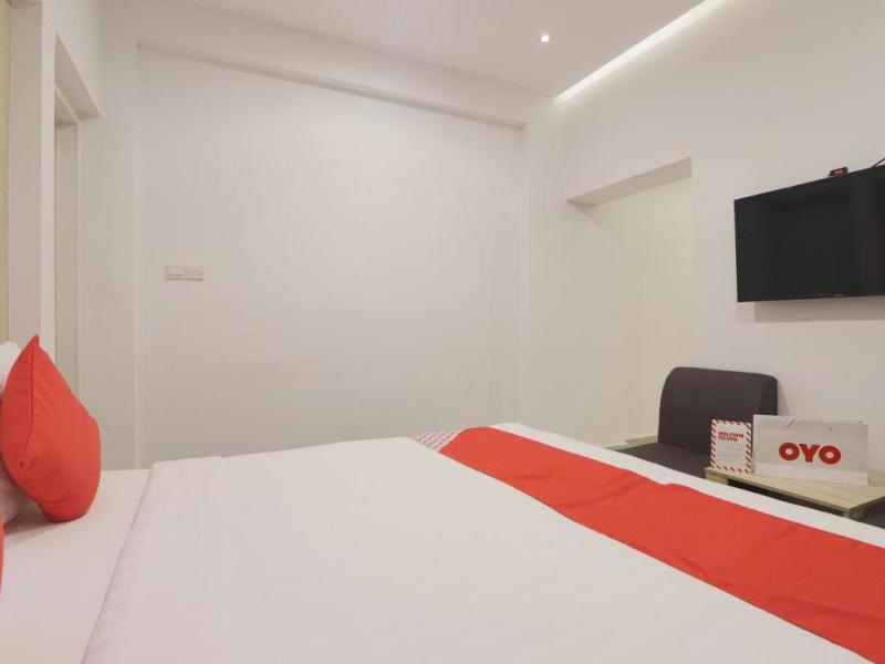 OYO 314 24 Gold Hotel