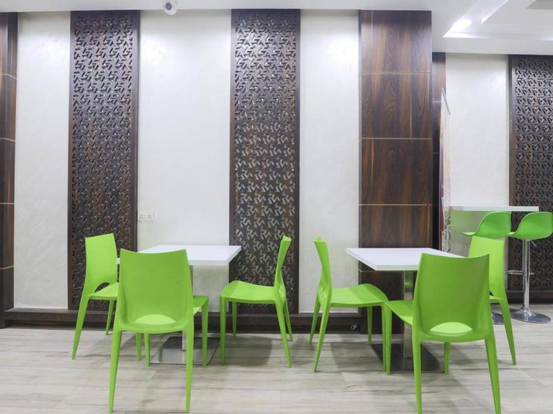 OYO 314 24 Gold Hotel