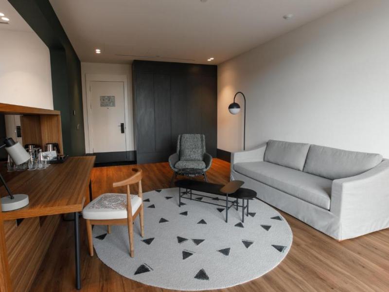 NEO Kazan Palace by Tasigo