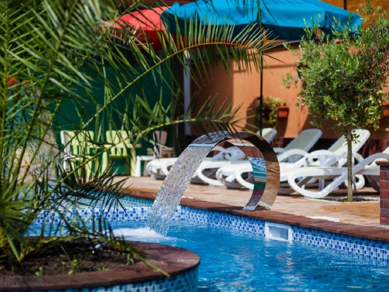 Жемчуг Village