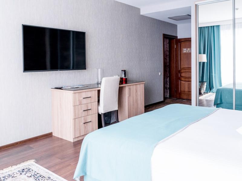 Жемчуг Village