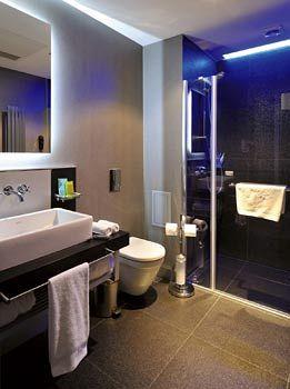 Vernazza Suites Hotel