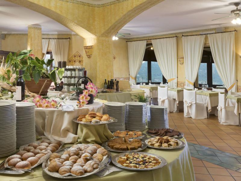 Hotel Rocce Sarde