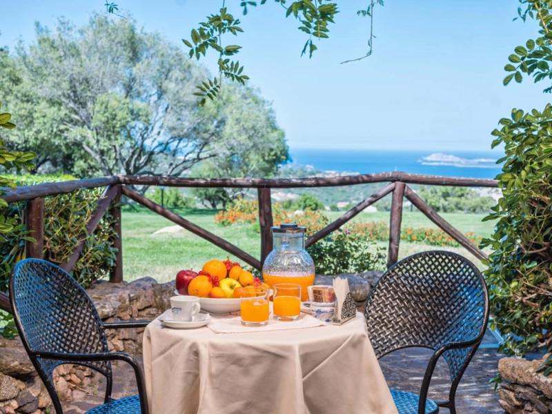 Hotel Rocce Sarde