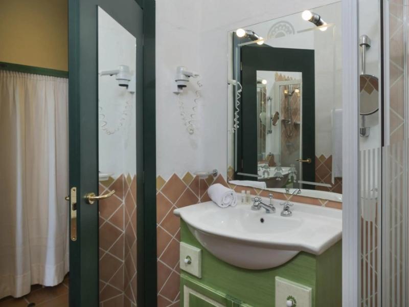 Hotel Rocce Sarde