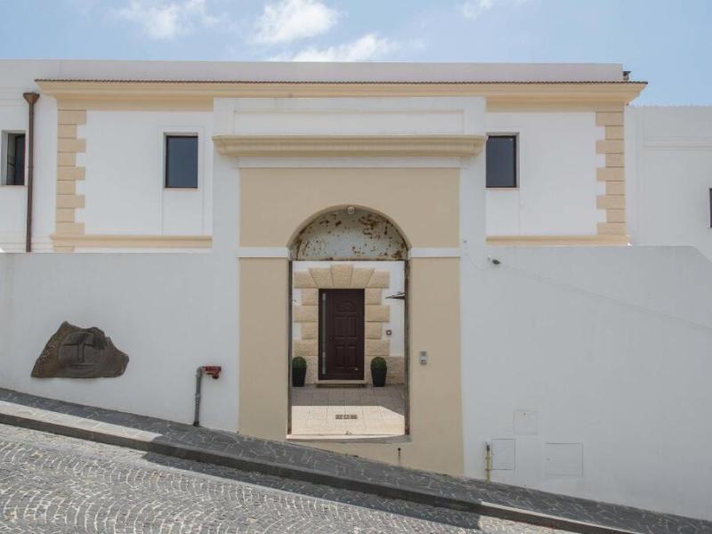 Villa Santadi