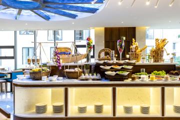 Отель Maximilan Danang Beach Hotel Вьетнам, Дананг, фото 29