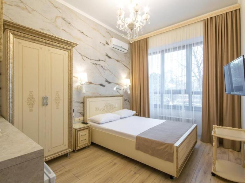 Отель Чайковский