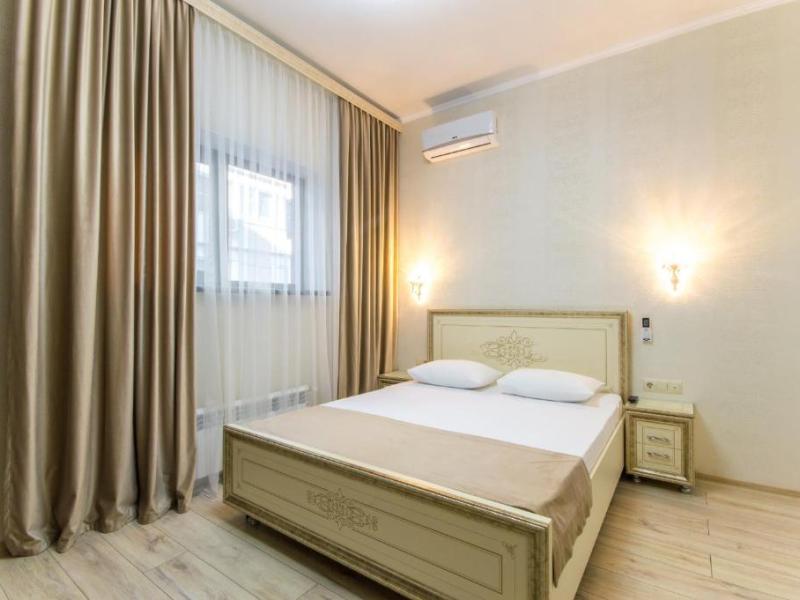 Отель Чайковский