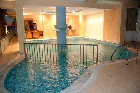 Theo Beach Hotel Apartments