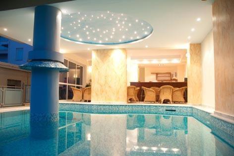 Theo Beach Hotel Apartments