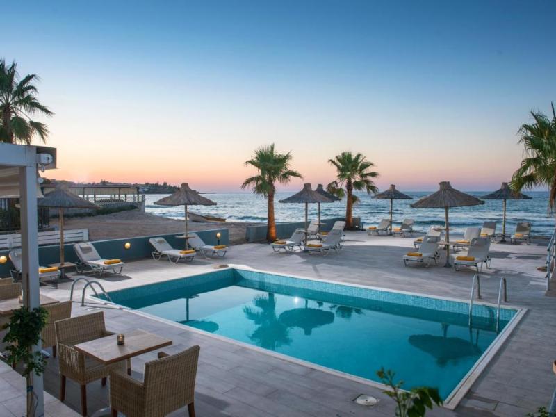 Compass Stalis Beach