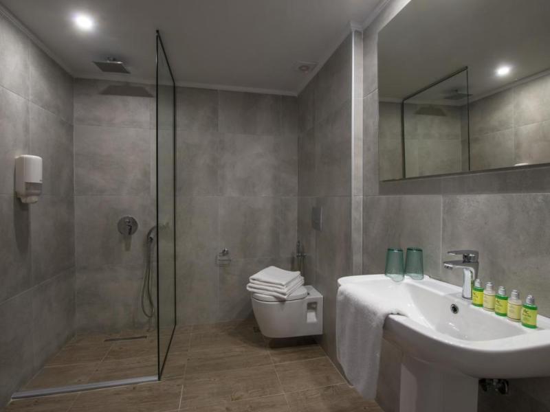 Compass Stalis Beach