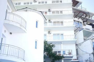 Отель Санта Барбара (корпус 2) Россия, Алушта, фото 1