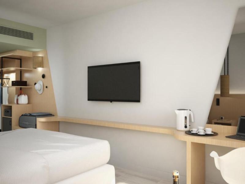 Eleals Hotel