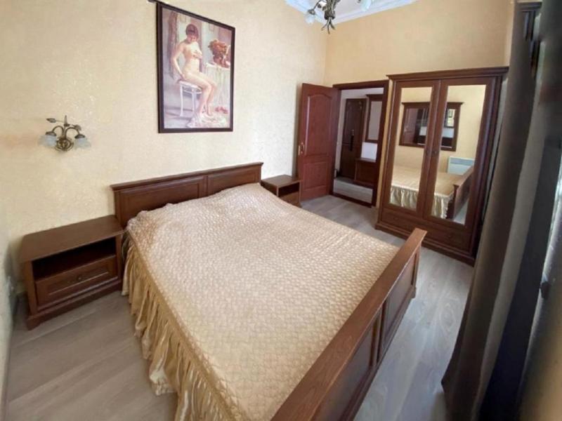 Отель Ренессанс