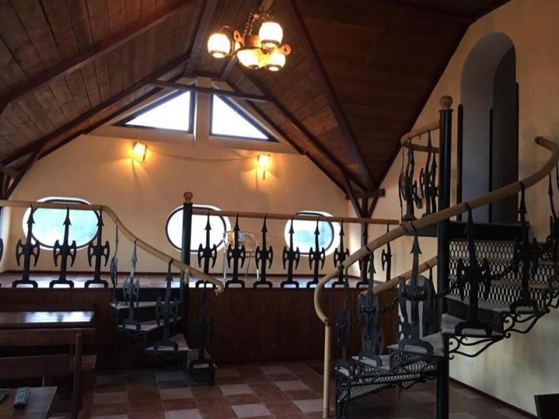 Отель Ренессанс