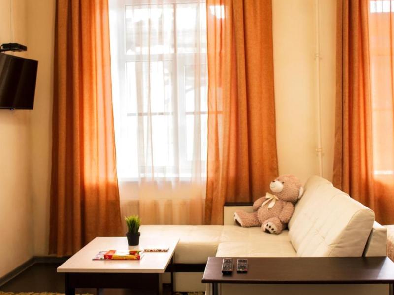 Yellow Hotel