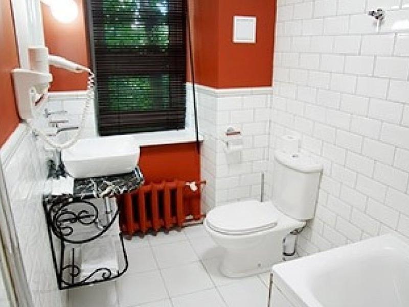Barin Residence Centre