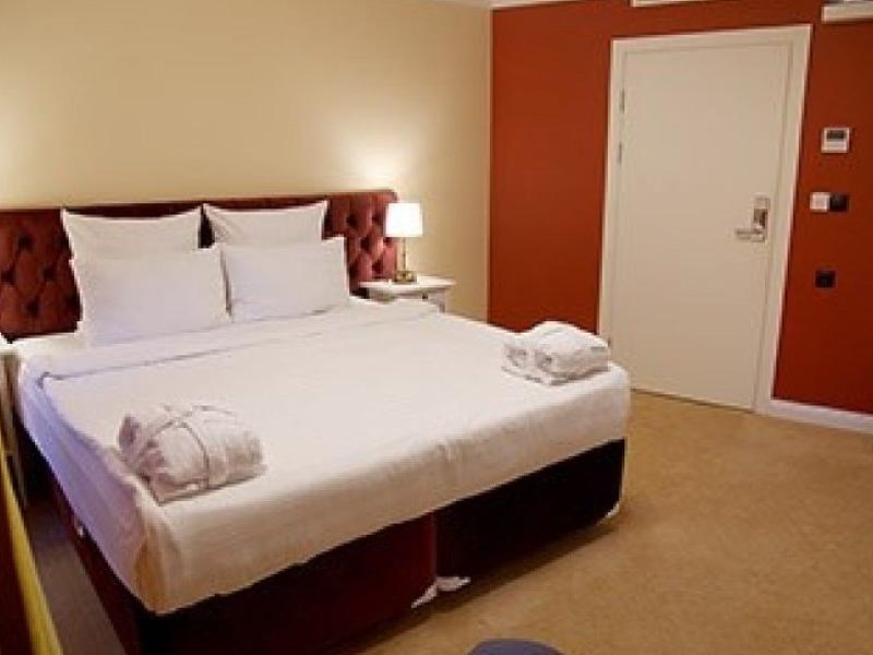 Barin Residence Centre