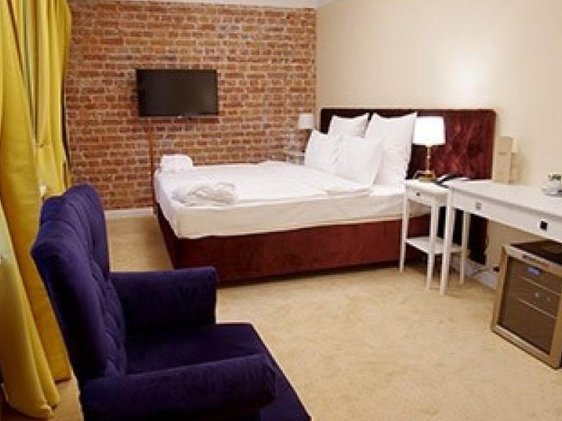 Barin Residence Centre