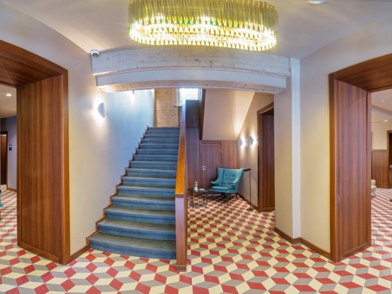 V Hotel Sadovaya