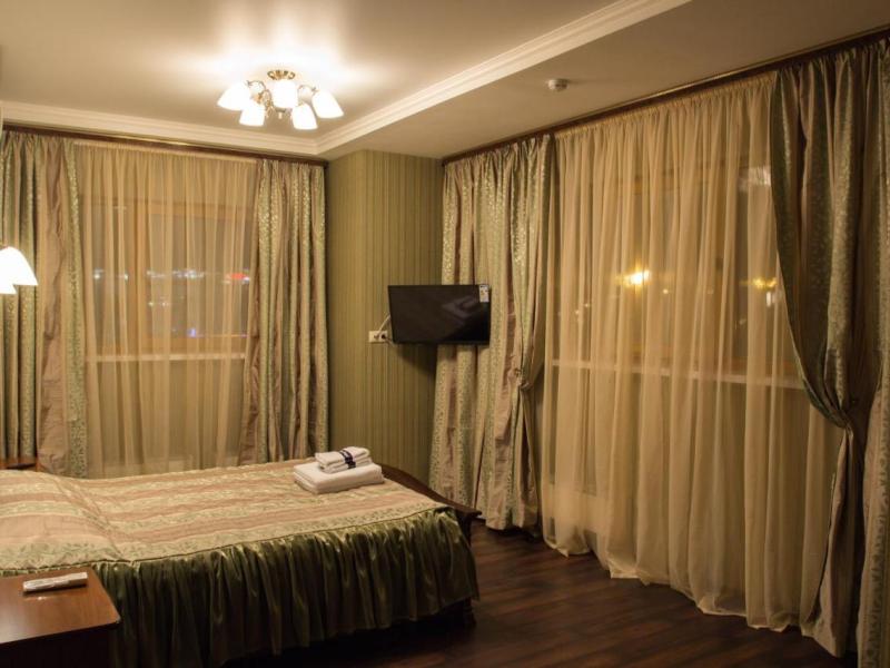 Отель Верона