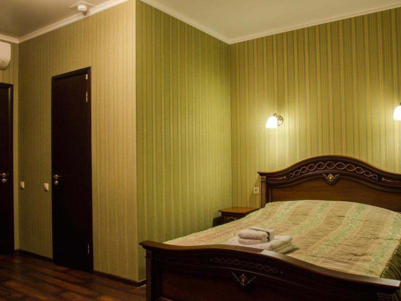 Отель Верона