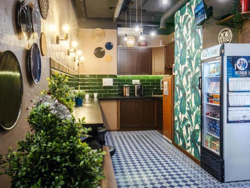 InterQube Третьяковская