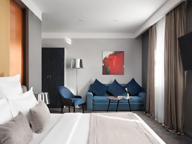 Hartwell Hotel