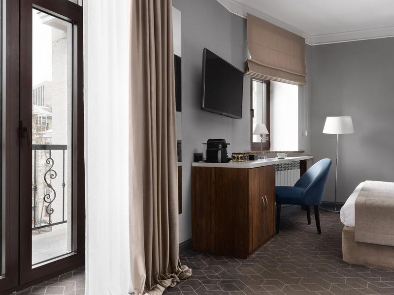 Hartwell Hotel