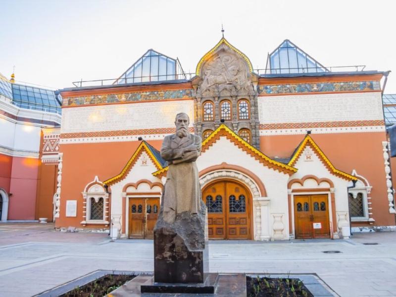 Mother Russia Hotel & Hostel