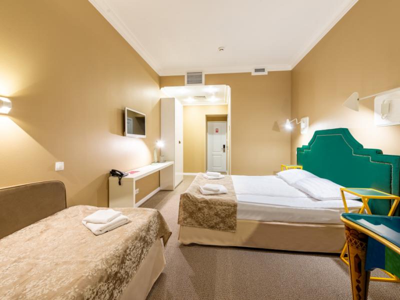 T-hotel