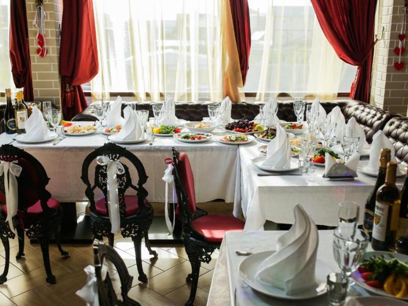 Арт Отель Поручик Ржевский