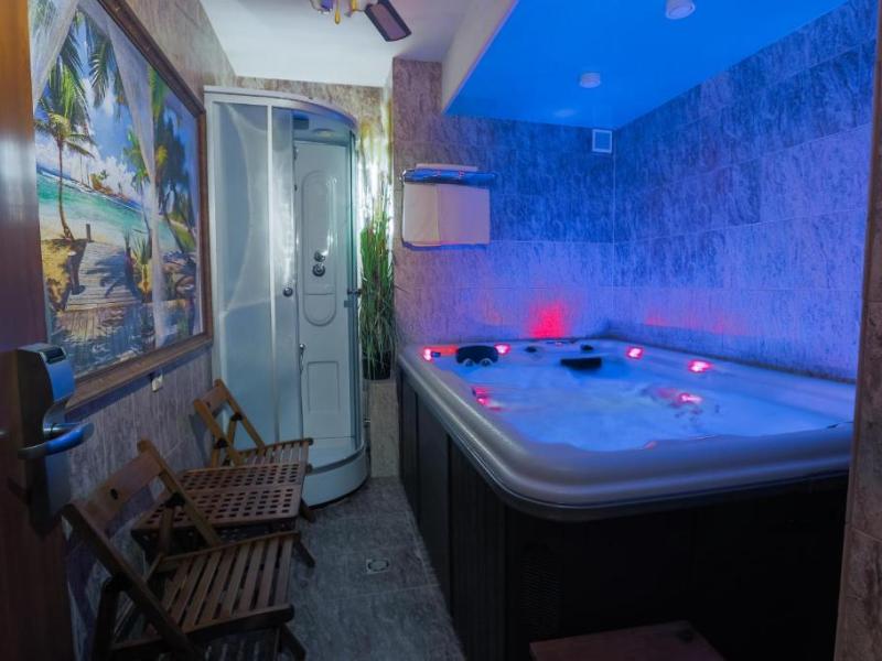 Арт Отель Поручик Ржевский