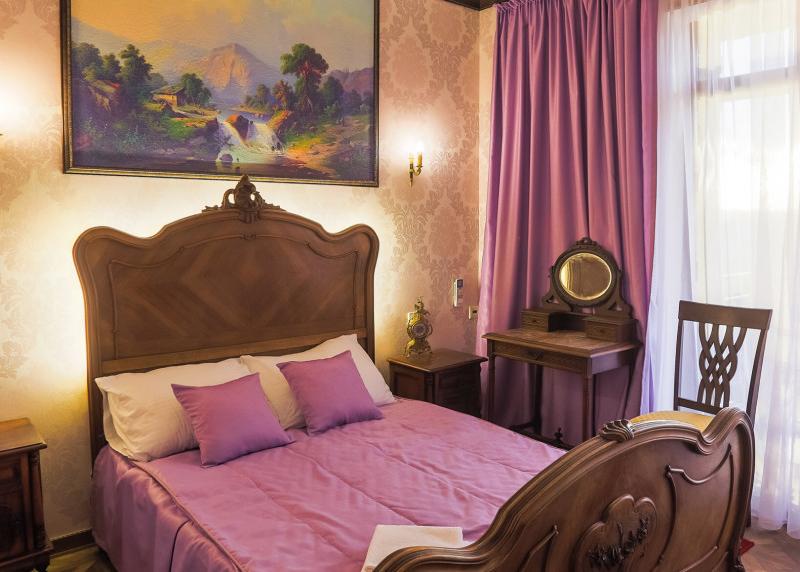 Арт Отель Поручик Ржевский