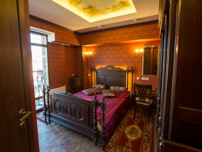 Арт Отель Поручик Ржевский